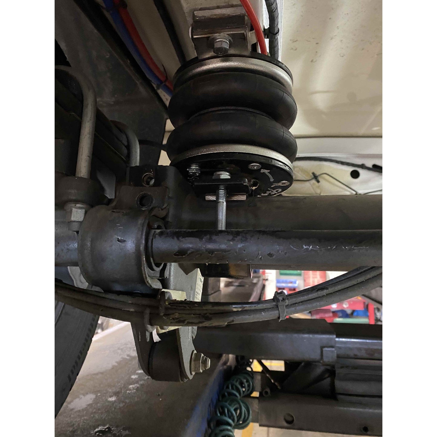 Load Assist Kit for Mercedes Sprinter 2WD (160mm) | up to 2 inch lift - Boss Air Suspension