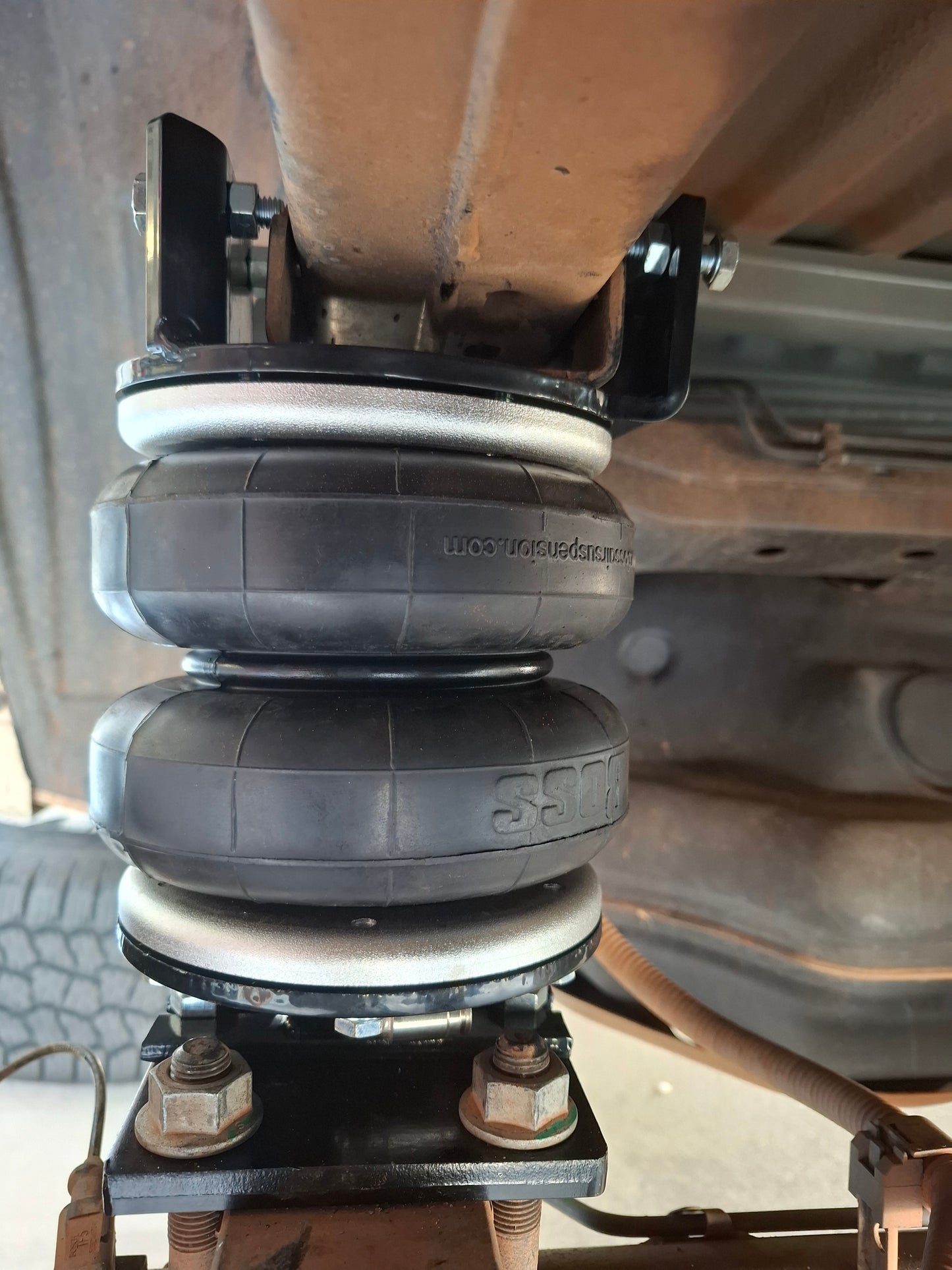 Load Assist Kit for Great Wall Cannon or Alpha 2021 onwards - Boss Air Suspension