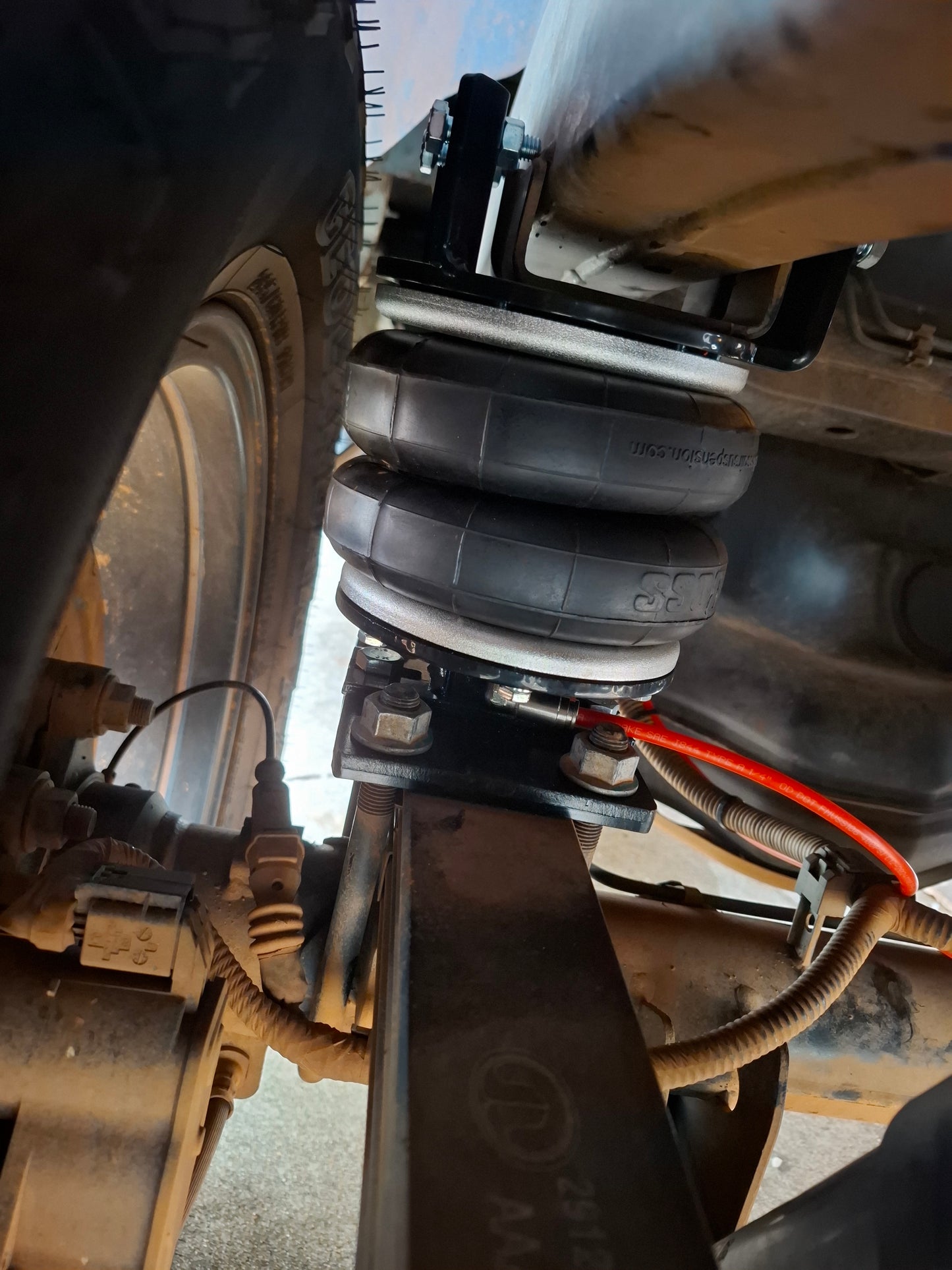 Load Assist Kit for Great Wall Cannon or Alpha 2021 onwards - Boss Air Suspension