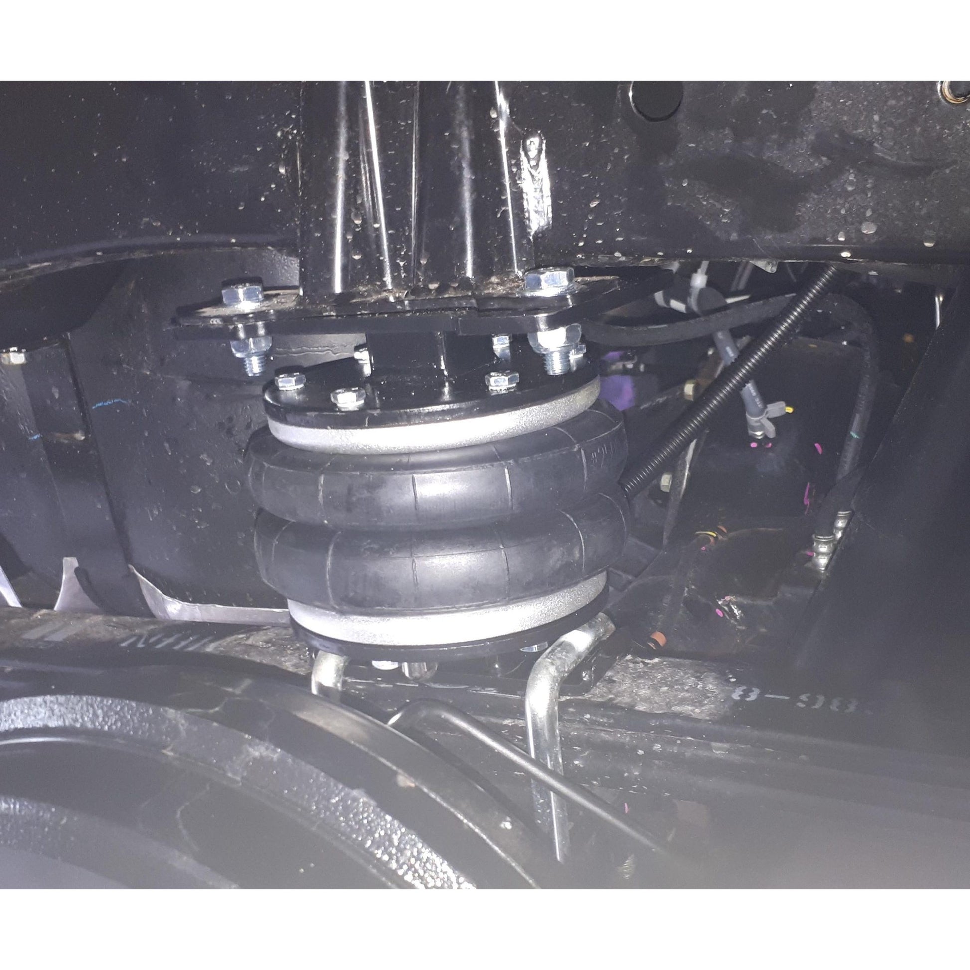 Load Assist Kit for Isuzu Dmax RG 10/20+ / Mazda BT50 TF 10/20 ( 1-2" rear suspension lift fitted) - Boss Air Suspension